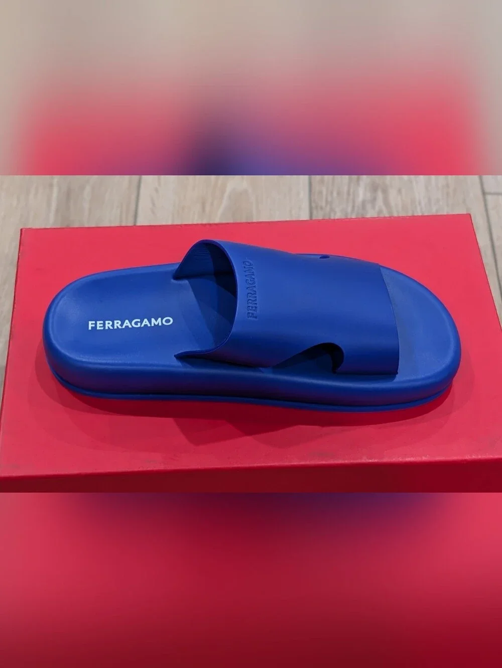 Salvatore Ferragamo $830 mens